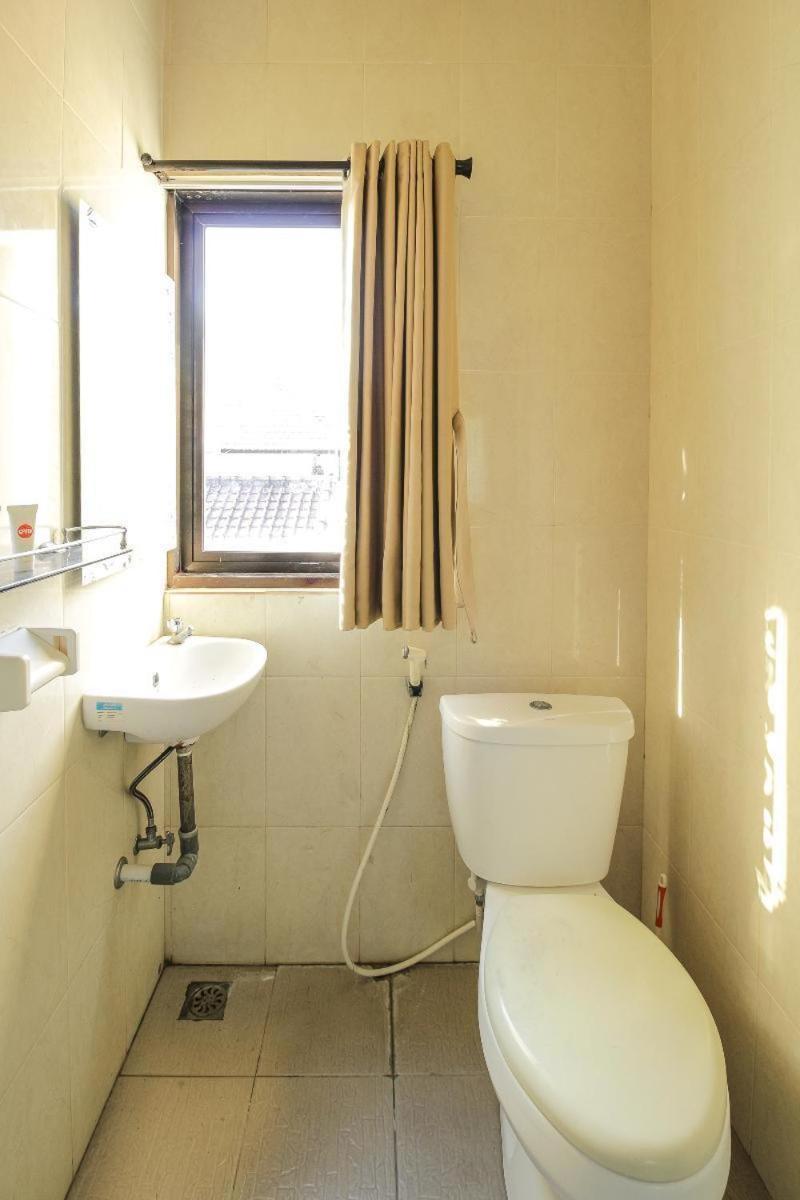 Tuban Torres Accommodation กูตา ภายนอก รูปภาพ
