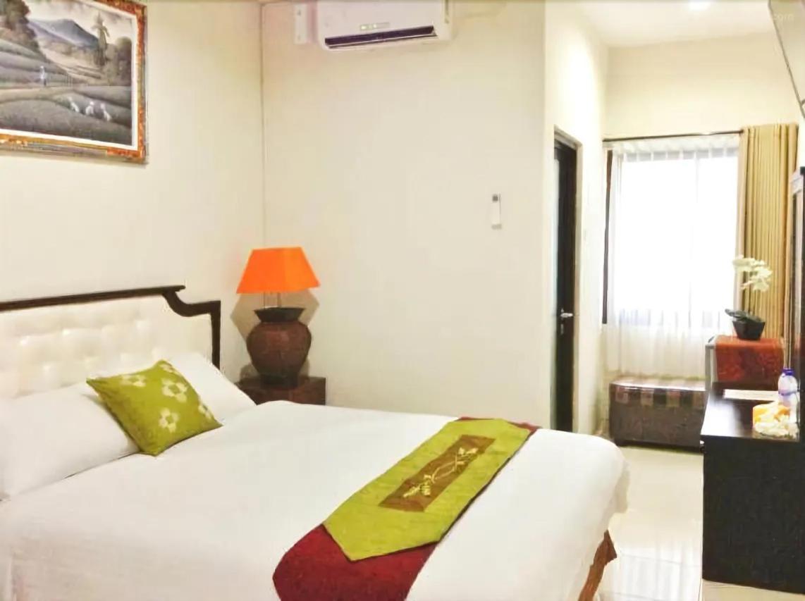 Tuban Torres Accommodation กูตา ภายนอก รูปภาพ