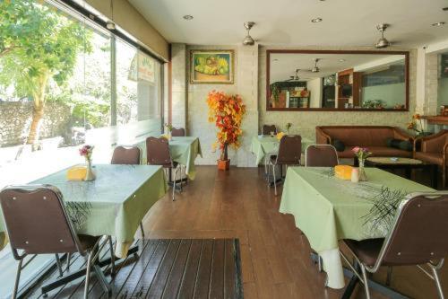 Tuban Torres Accommodation กูตา ภายนอก รูปภาพ