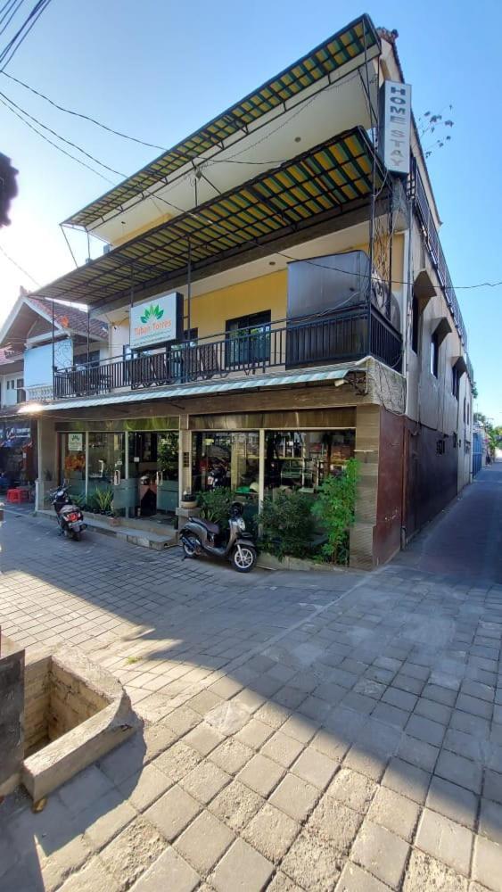 Tuban Torres Accommodation กูตา ภายนอก รูปภาพ